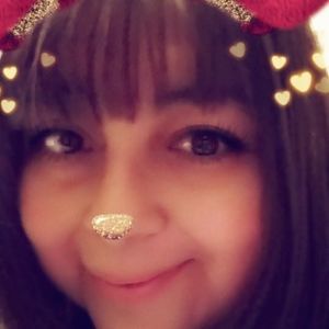 Meet your Posher, Deandra